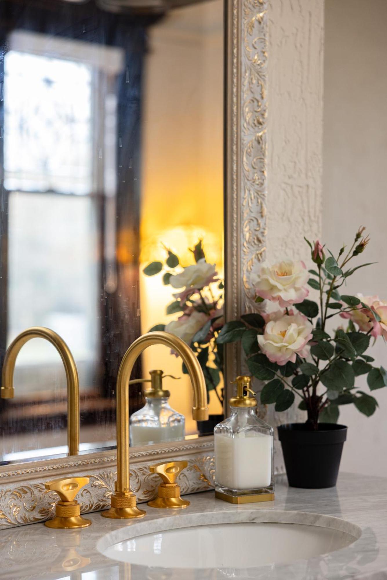 The Hunter House Bed And Breakfast Vancouver Ngoại thất bức ảnh